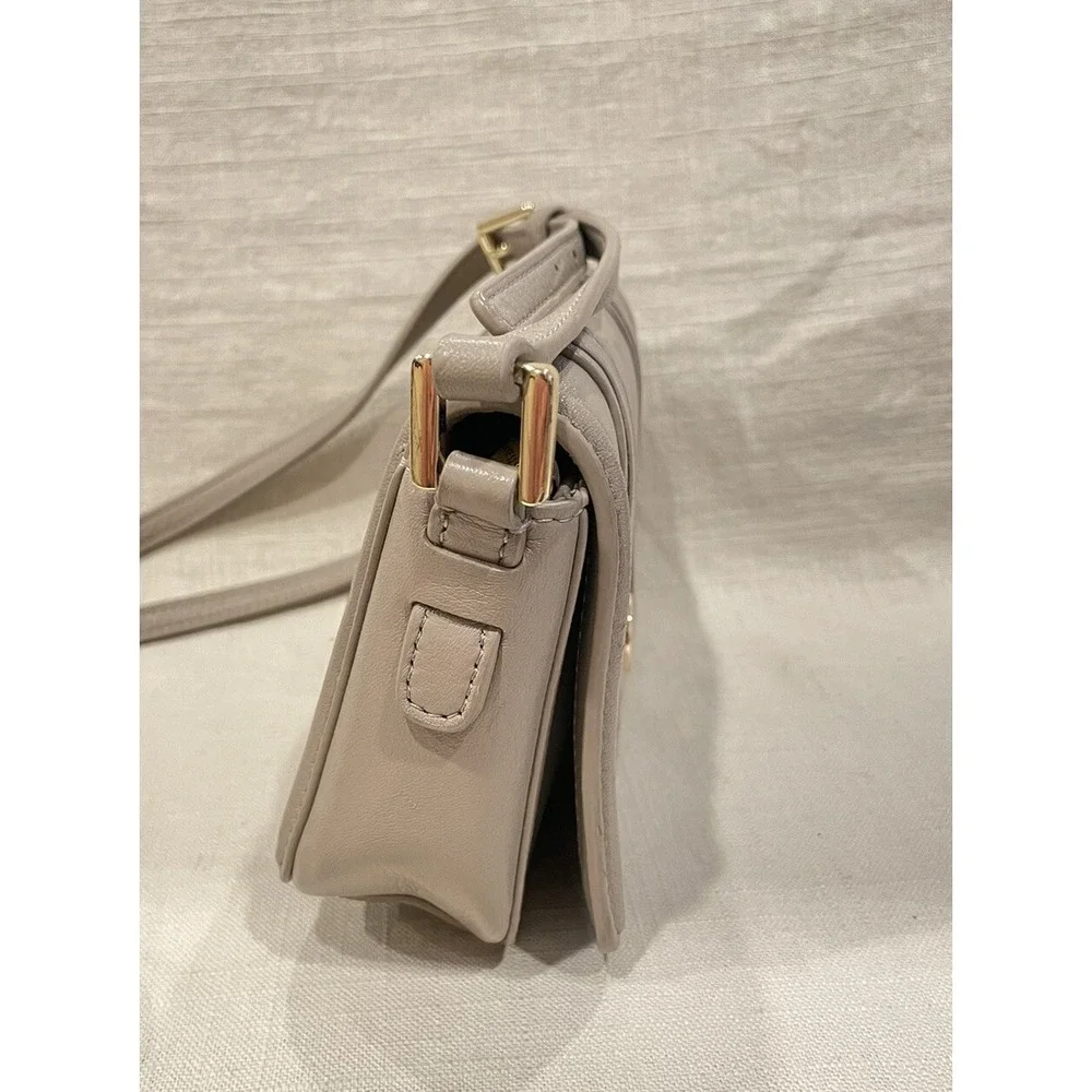 Tory Burch purse great